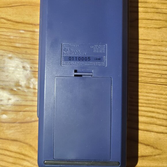 "Texas Instruments TI-81 Graphing Calculator (NEW) - Picture 4 of 7